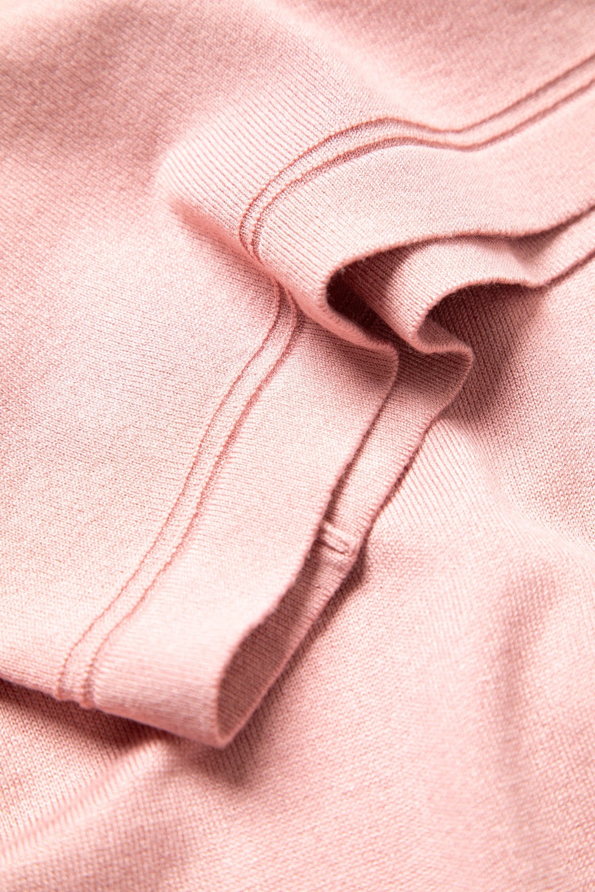 Round-Neck Knit Sweater in Old Pink