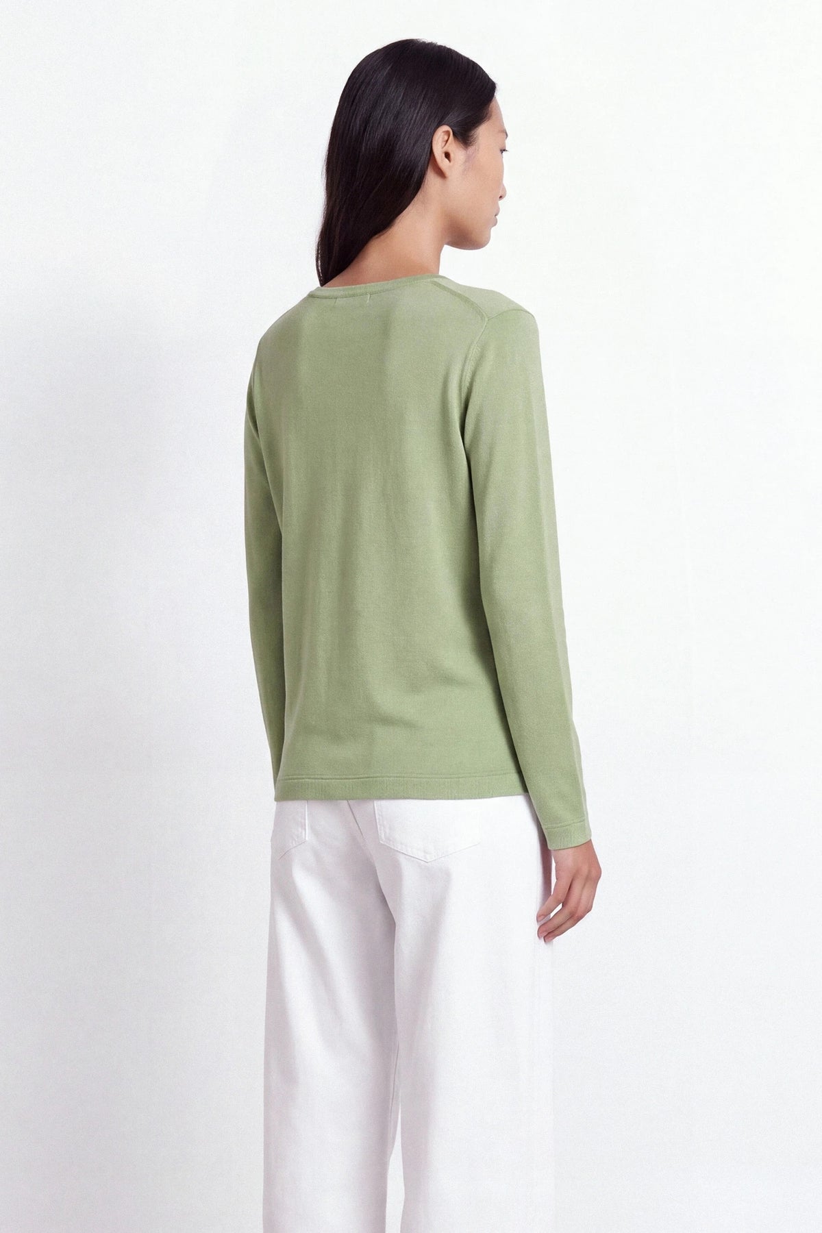 Round-Neck Knit Sweater in Water Green
