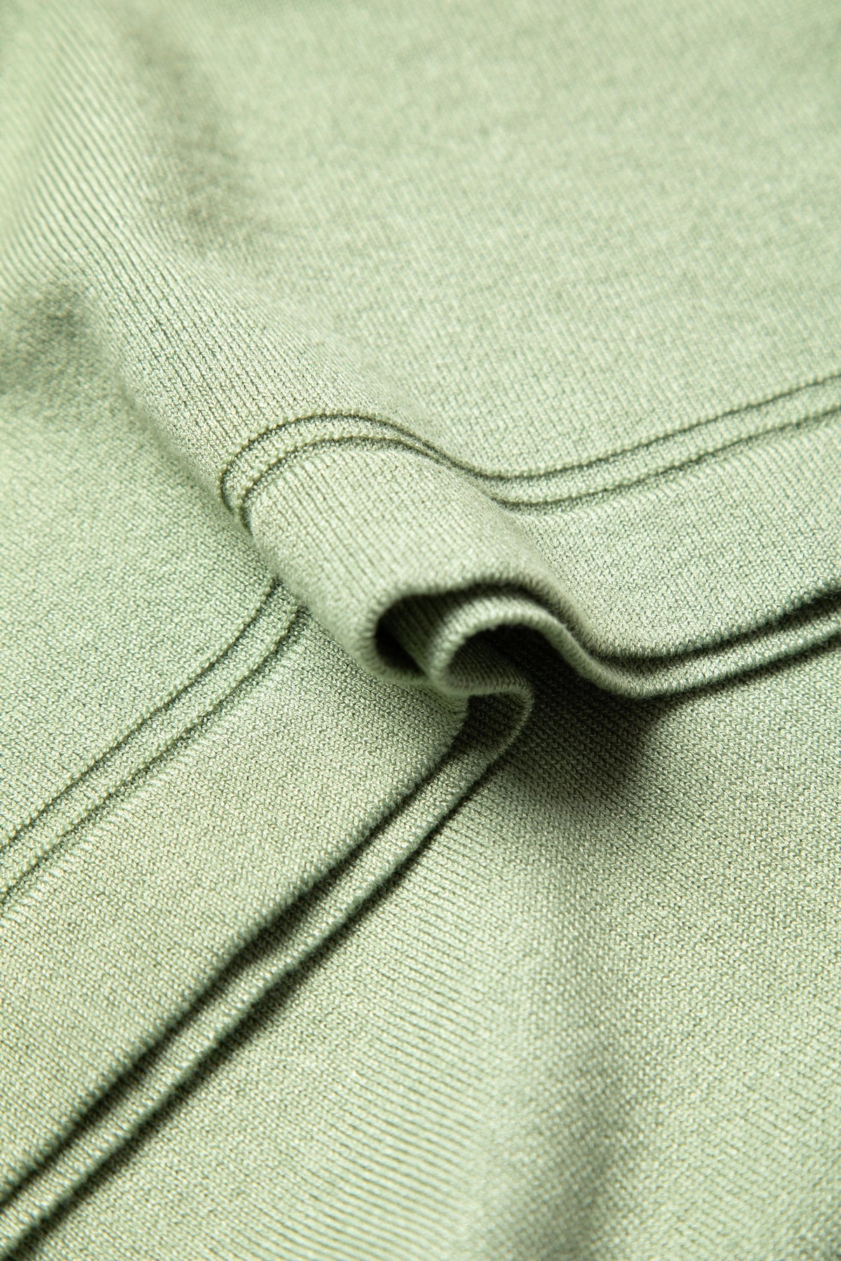 Round-Neck Knit Sweater in Water Green