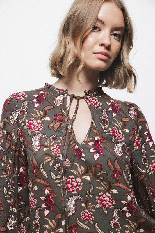 Floral Print Blouse in Anthracite